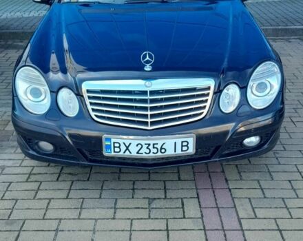 Чорний Мерседес 220, об'ємом двигуна 2.1 л та пробігом 310 тис. км за 7800 $, фото 5 на Automoto.ua