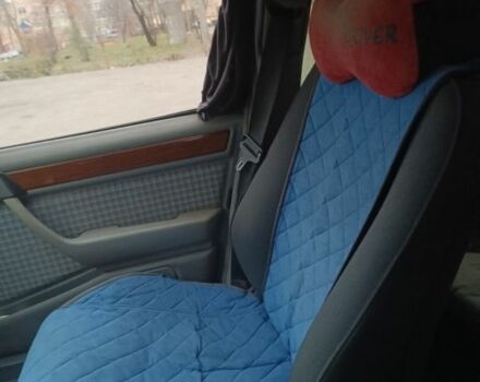 Чорний Мерседес 220, об'ємом двигуна 2.2 л та пробігом 567 тис. км за 2500 $, фото 3 на Automoto.ua