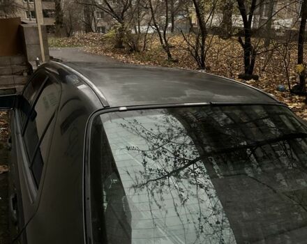 Черный Мерседес 220, объемом двигателя 2.2 л и пробегом 333 тыс. км за 1900 $, фото 3 на Automoto.ua