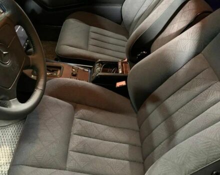 Черный Мерседес 220, объемом двигателя 0 л и пробегом 360 тыс. км за 3800 $, фото 7 на Automoto.ua