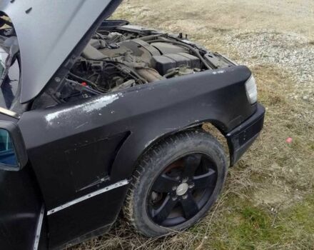 Чорний Мерседес 220, об'ємом двигуна 2.2 л та пробігом 250 тис. км за 1082 $, фото 17 на Automoto.ua