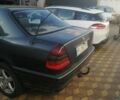 Чорний Мерседес 220, об'ємом двигуна 2.2 л та пробігом 245 тис. км за 3500 $, фото 3 на Automoto.ua
