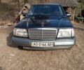 Чорний Мерседес 220, об'ємом двигуна 2.2 л та пробігом 350 тис. км за 1800 $, фото 1 на Automoto.ua