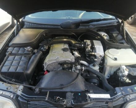 Чорний Мерседес 220, об'ємом двигуна 2.2 л та пробігом 245 тис. км за 3500 $, фото 7 на Automoto.ua