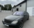 Черный Мерседес 220, объемом двигателя 4.3 л и пробегом 200 тыс. км за 3002 $, фото 1 на Automoto.ua