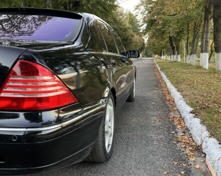 Чорний Мерседес 220, об'ємом двигуна 5 л та пробігом 400 тис. км за 5000 $, фото 4 на Automoto.ua