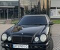 Черный Мерседес 220, объемом двигателя 2.1 л и пробегом 415 тыс. км за 2900 $, фото 1 на Automoto.ua