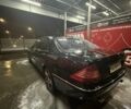 Чорний Мерседес 220, об'ємом двигуна 5 л та пробігом 300 тис. км за 4500 $, фото 4 на Automoto.ua