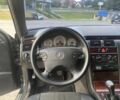 Чорний Мерседес 220, об'ємом двигуна 2.2 л та пробігом 440 тис. км за 4300 $, фото 6 на Automoto.ua