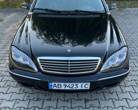 Черный Мерседес 220, объемом двигателя 3.2 л и пробегом 400 тыс. км за 5999 $, фото 1 на Automoto.ua