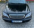 Черный Мерседес 220, объемом двигателя 3.2 л и пробегом 400 тыс. км за 5999 $, фото 1 на Automoto.ua
