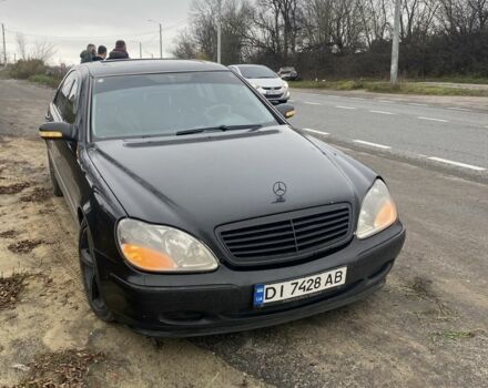 Чорний Мерседес 220, об'ємом двигуна 3.2 л та пробігом 350 тис. км за 4500 $, фото 4 на Automoto.ua