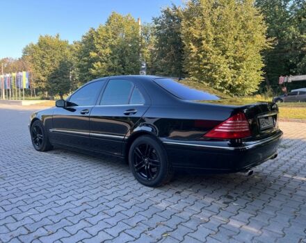 Черный Мерседес 220, объемом двигателя 3.2 л и пробегом 400 тыс. км за 5999 $, фото 4 на Automoto.ua