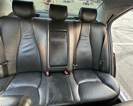 Черный Мерседес 220, объемом двигателя 4 л и пробегом 400 тыс. км за 7000 $, фото 10 на Automoto.ua