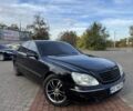 Чорний Мерседес 220, об'ємом двигуна 5 л та пробігом 200 тис. км за 3000 $, фото 1 на Automoto.ua