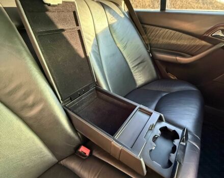 Черный Мерседес 220, объемом двигателя 3.2 л и пробегом 325 тыс. км за 7500 $, фото 10 на Automoto.ua