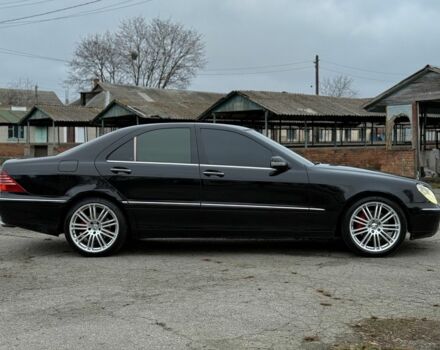 Чорний Мерседес 220, об'ємом двигуна 3.2 л та пробігом 500 тис. км за 7000 $, фото 4 на Automoto.ua