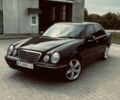 Черный Мерседес 220, объемом двигателя 2.1 л и пробегом 2 тыс. км за 3650 $, фото 1 на Automoto.ua