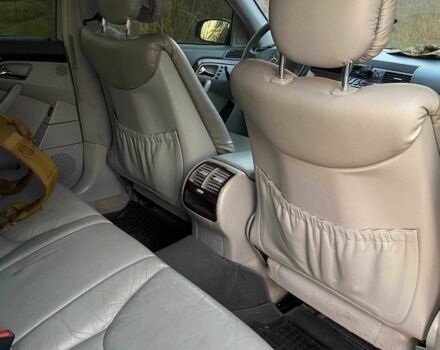 Черный Мерседес 220, объемом двигателя 4 л и пробегом 313 тыс. км за 4300 $, фото 9 на Automoto.ua