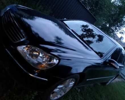 Черный Мерседес 220, объемом двигателя 5 л и пробегом 450 тыс. км за 5000 $, фото 2 на Automoto.ua