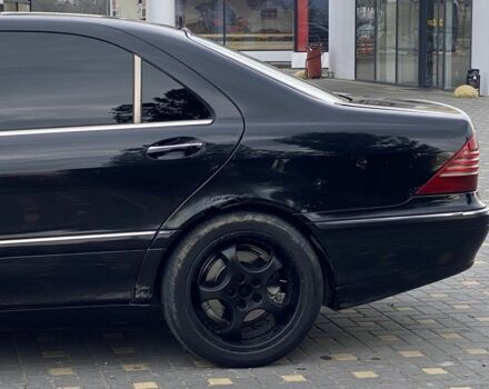 Чорний Мерседес 220, об'ємом двигуна 3.2 л та пробігом 400 тис. км за 3600 $, фото 2 на Automoto.ua