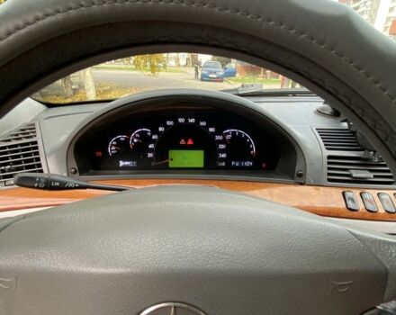 Черный Мерседес 220, объемом двигателя 3.2 л и пробегом 362 тыс. км за 5500 $, фото 5 на Automoto.ua