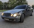 Чорний Мерседес 220, об'ємом двигуна 2.1 л та пробігом 470 тис. км за 4000 $, фото 2 на Automoto.ua
