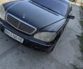 Чорний Мерседес 220, об'ємом двигуна 3.2 л та пробігом 399 тис. км за 4000 $, фото 1 на Automoto.ua