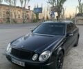 Черный Мерседес 220, объемом двигателя 2.1 л и пробегом 394 тыс. км за 4999 $, фото 1 на Automoto.ua