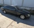 Чорний Мерседес 220, об'ємом двигуна 3.2 л та пробігом 399 тис. км за 4000 $, фото 2 на Automoto.ua
