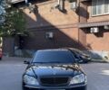 Черный Мерседес 220, объемом двигателя 3.2 л и пробегом 300 тыс. км за 5500 $, фото 2 на Automoto.ua