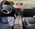 Черный Мерседес 220, объемом двигателя 4 л и пробегом 472 тыс. км за 4496 $, фото 7 на Automoto.ua