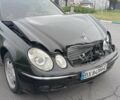 Черный Мерседес 220, объемом двигателя 2.1 л и пробегом 400 тыс. км за 3900 $, фото 1 на Automoto.ua
