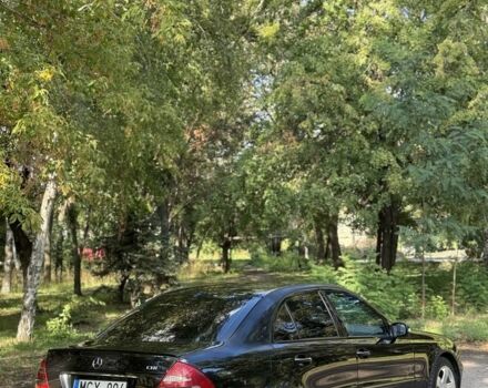 Чорний Мерседес 220, об'ємом двигуна 2.7 л та пробігом 390 тис. км за 5150 $, фото 5 на Automoto.ua