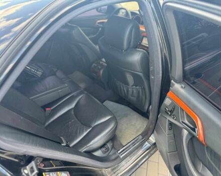 Чорний Мерседес 220, об'ємом двигуна 0 л та пробігом 260 тис. км за 6500 $, фото 6 на Automoto.ua