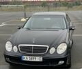 Черный Мерседес 220, объемом двигателя 2.1 л и пробегом 400 тыс. км за 9000 $, фото 1 на Automoto.ua