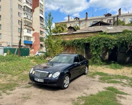 Черный Мерседес 220, объемом двигателя 2.2 л и пробегом 200 тыс. км за 3700 $, фото 6 на Automoto.ua
