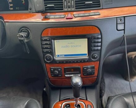 Чорний Мерседес 220, об'ємом двигуна 0 л та пробігом 260 тис. км за 6500 $, фото 5 на Automoto.ua