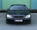 Черный Мерседес 220, объемом двигателя 3.2 л и пробегом 503 тыс. км за 8500 $, фото 1 на Automoto.ua
