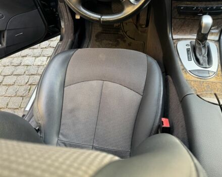 Чорний Мерседес 220, об'ємом двигуна 2.2 л та пробігом 280 тис. км за 7900 $, фото 16 на Automoto.ua