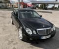 Чорний Мерседес 220, об'ємом двигуна 2.2 л та пробігом 376 тис. км за 9500 $, фото 1 на Automoto.ua