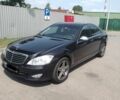 Чорний Мерседес 220, об'ємом двигуна 3 л та пробігом 210 тис. км за 13500 $, фото 1 на Automoto.ua