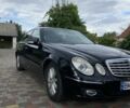 Чорний Мерседес 220, об'ємом двигуна 2.2 л та пробігом 328 тис. км за 5202 $, фото 1 на Automoto.ua