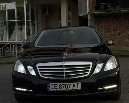 Черный Мерседес 220, объемом двигателя 2.1 л и пробегом 337 тыс. км за 11200 $, фото 9 на Automoto.ua