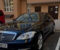 Черный Мерседес 220, объемом двигателя 3 л и пробегом 320 тыс. км за 18500 $, фото 1 на Automoto.ua