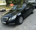 Черный Мерседес 220, объемом двигателя 1.8 л и пробегом 350 тыс. км за 9475 $, фото 1 на Automoto.ua