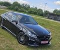 Черный Мерседес 220, объемом двигателя 2.2 л и пробегом 302 тыс. км за 15700 $, фото 1 на Automoto.ua