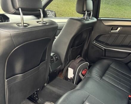 Мерседес 220 2015 в Черновцах на Automoto.ua Черный Мерседес 220, объемом двигателя 2.1 л и пробегом 267 тыс. км за 18500 $, фото 13 на Automoto.ua