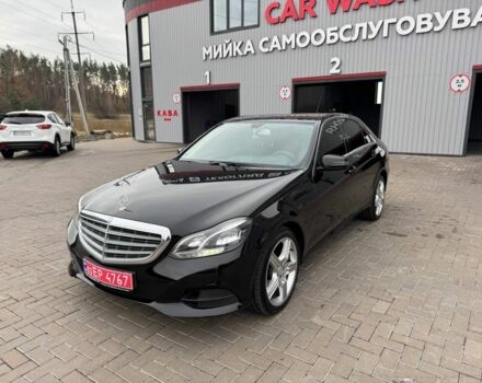 Черный Мерседес 220, объемом двигателя 0 л и пробегом 350 тыс. км за 17500 $, фото 1 на Automoto.ua