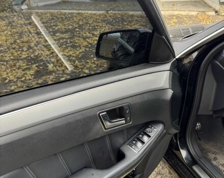 Мерседес 220 2015 в Черновцах на Automoto.ua Черный Мерседес 220, объемом двигателя 2.1 л и пробегом 267 тыс. км за 18500 $, фото 10 на Automoto.ua